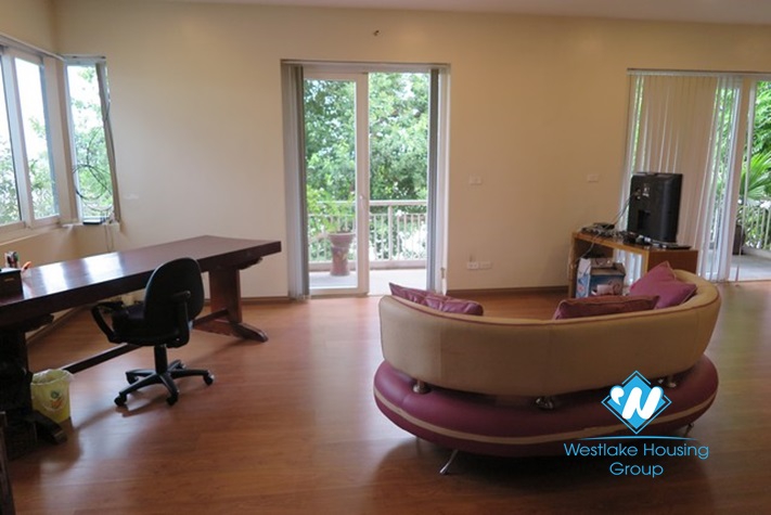 Stunning house for rent on Ngoc Thuy, Long Bien, Hanoi